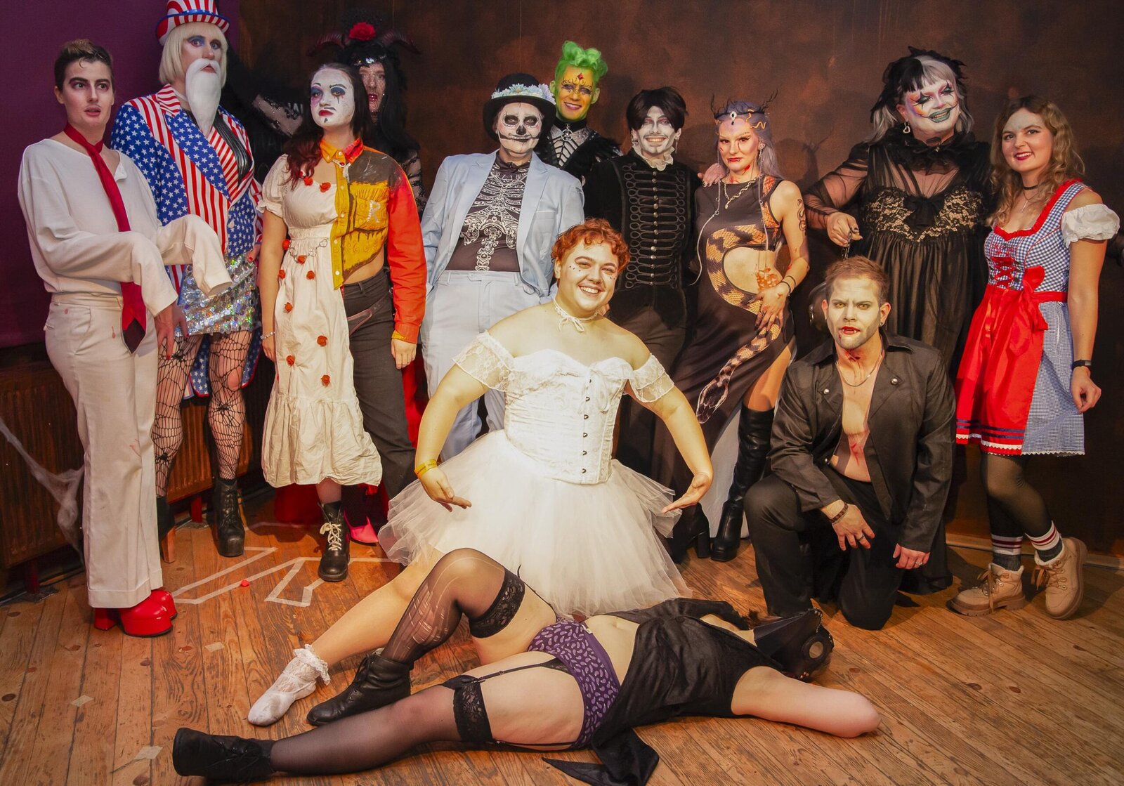 Drag or Treat: Tanz der Untoten