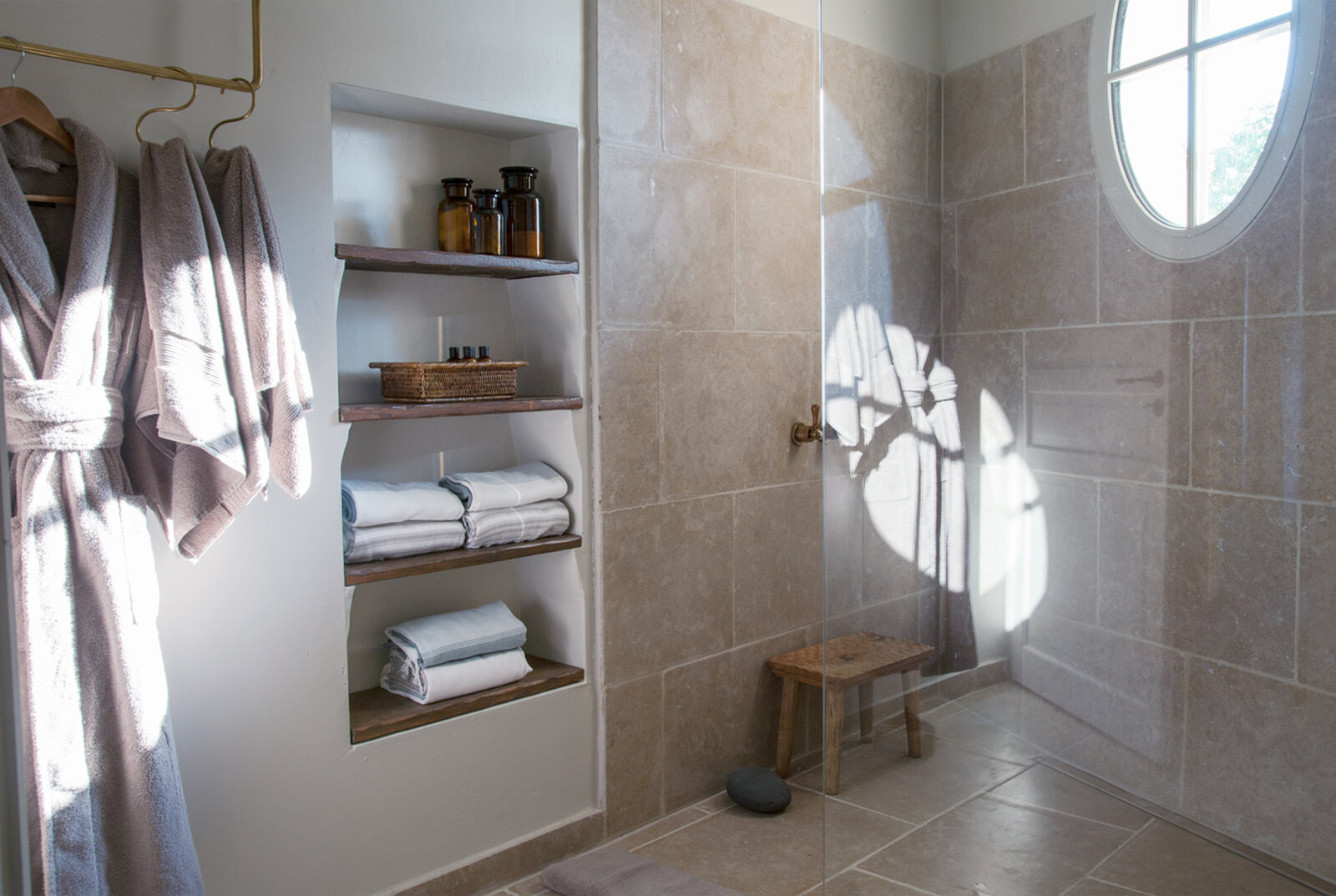 suite Bathroom
