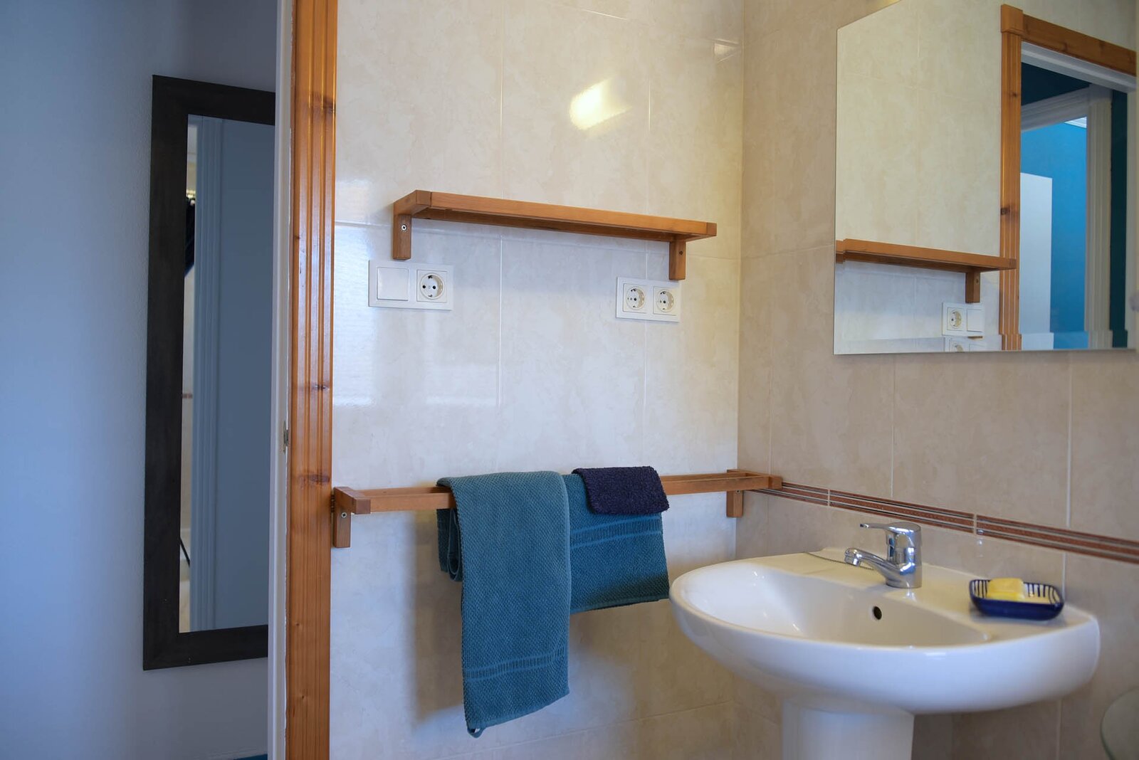 SHOWER ROOM PALMITO