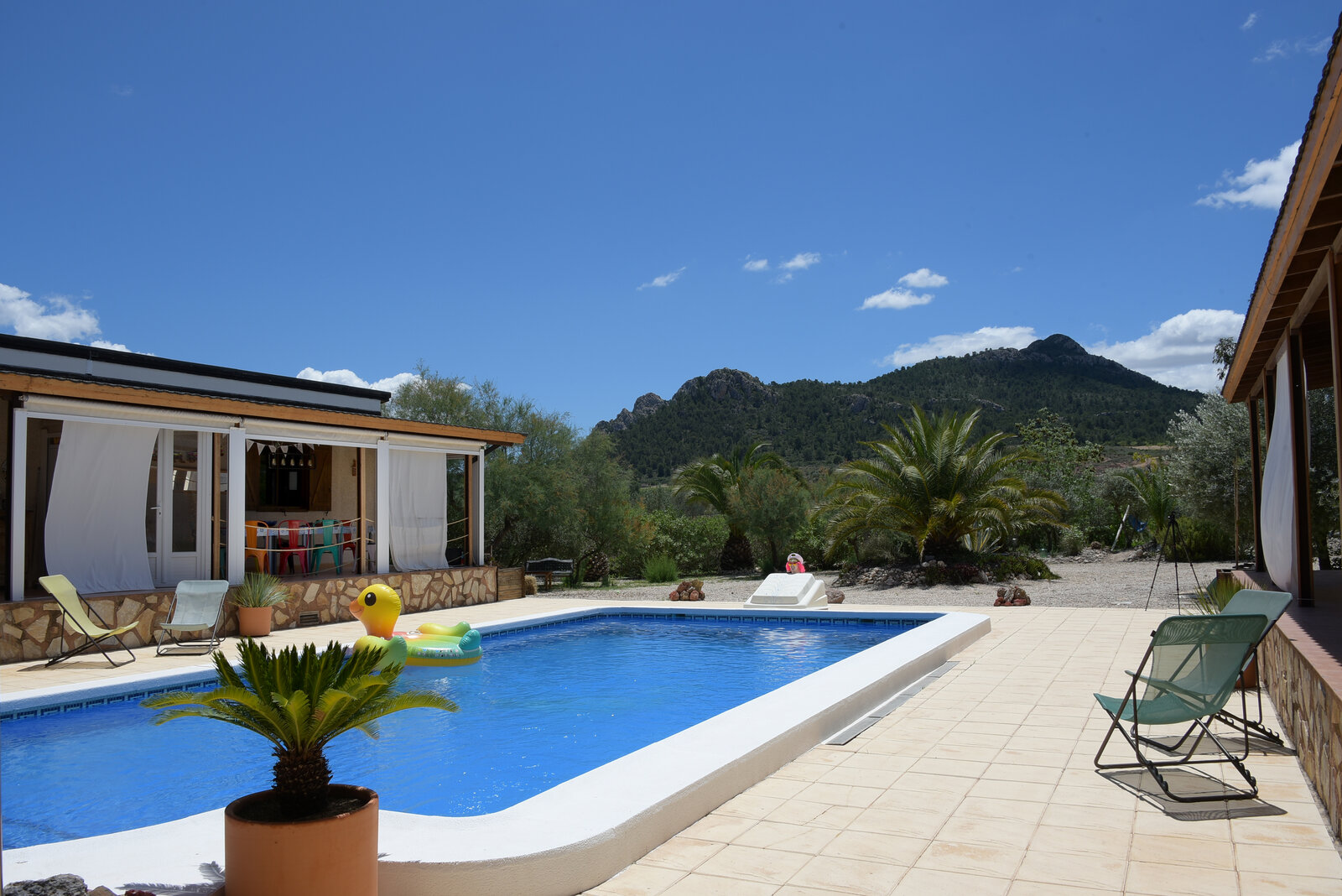 AROUND POOL