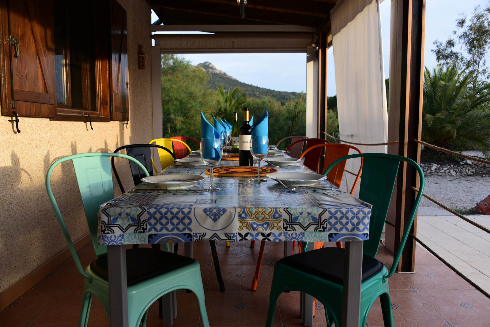 TABLE D'HOTES