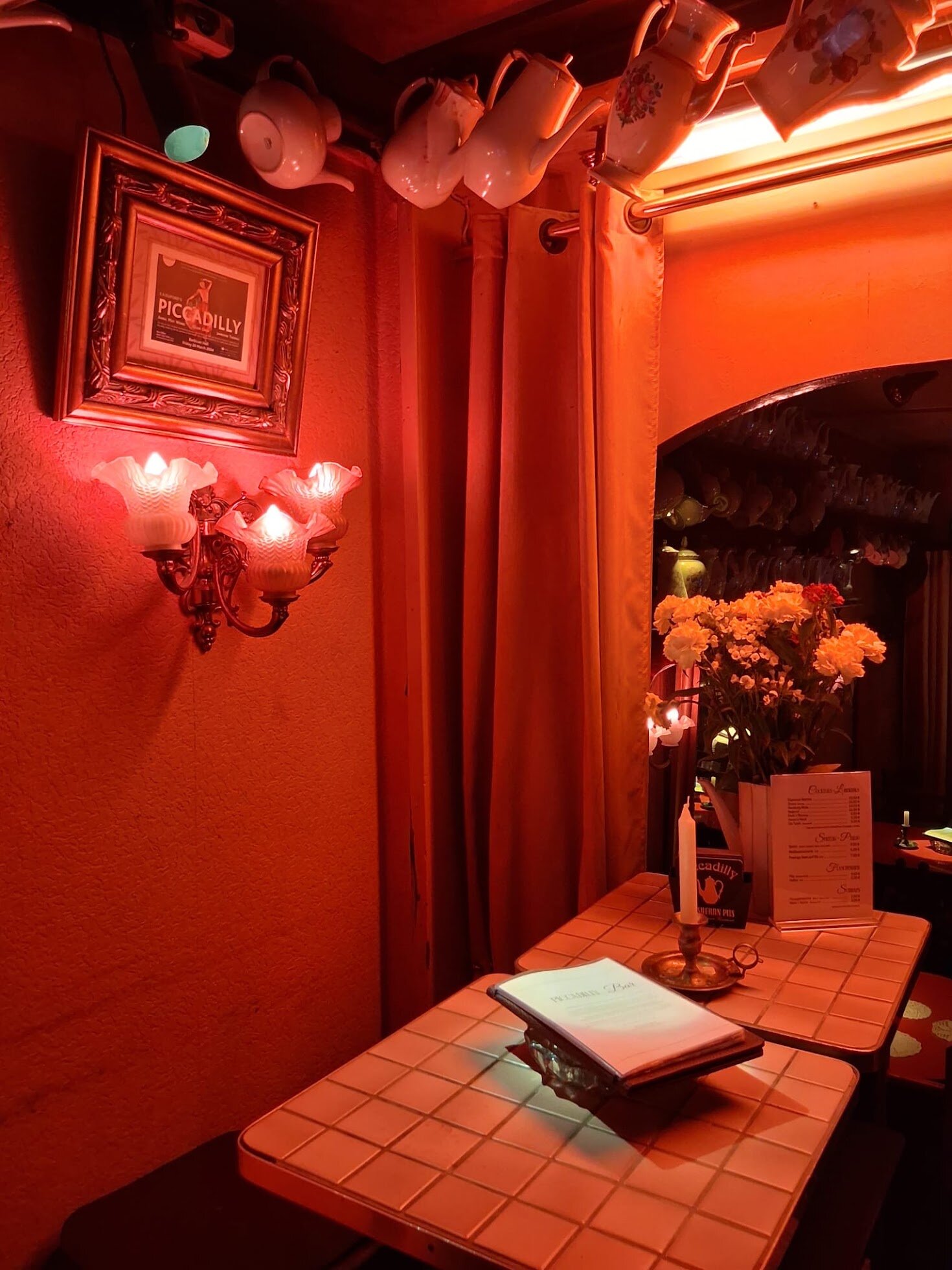 Piccadilly Bar