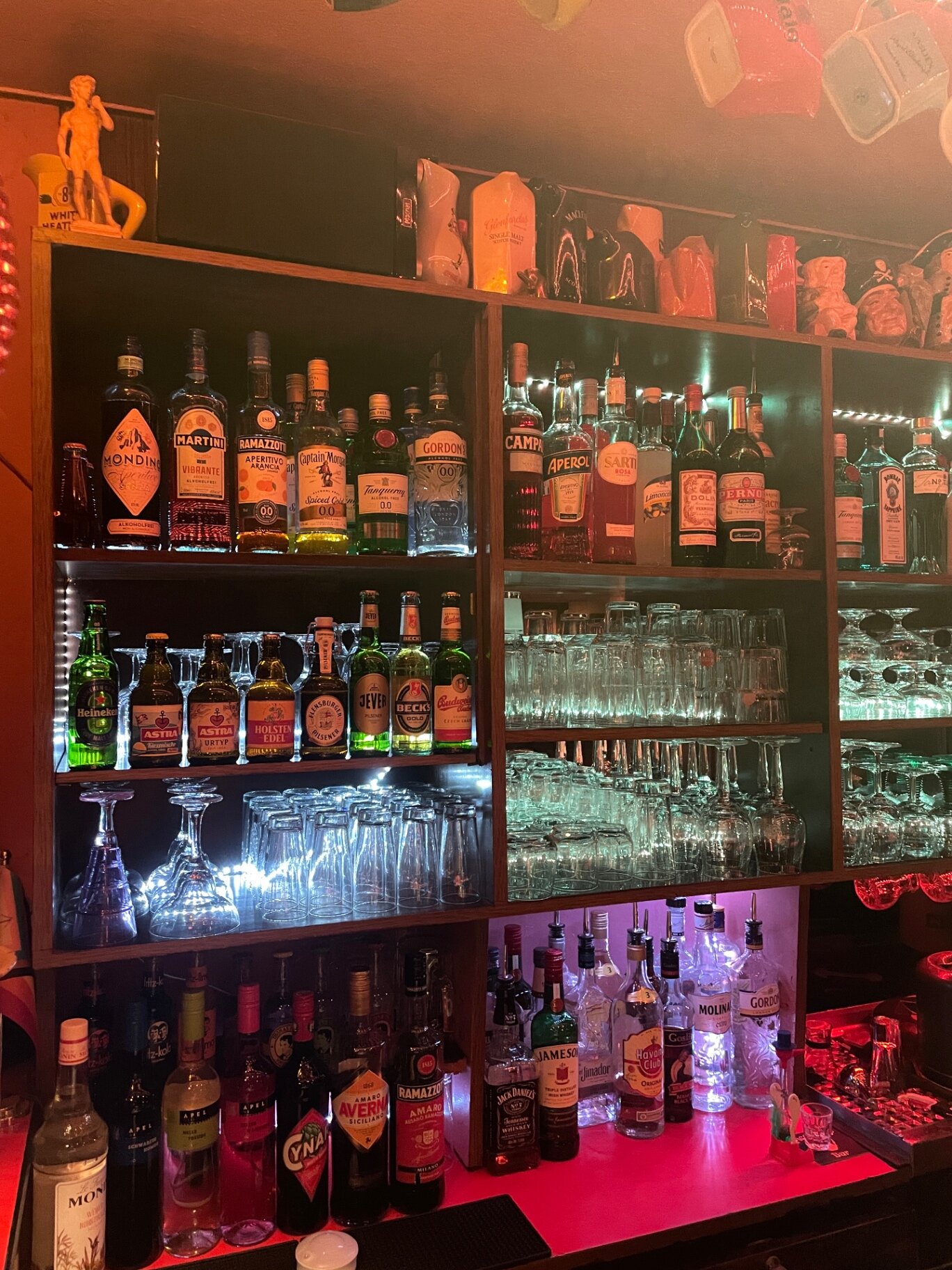 Piccadilly Bar