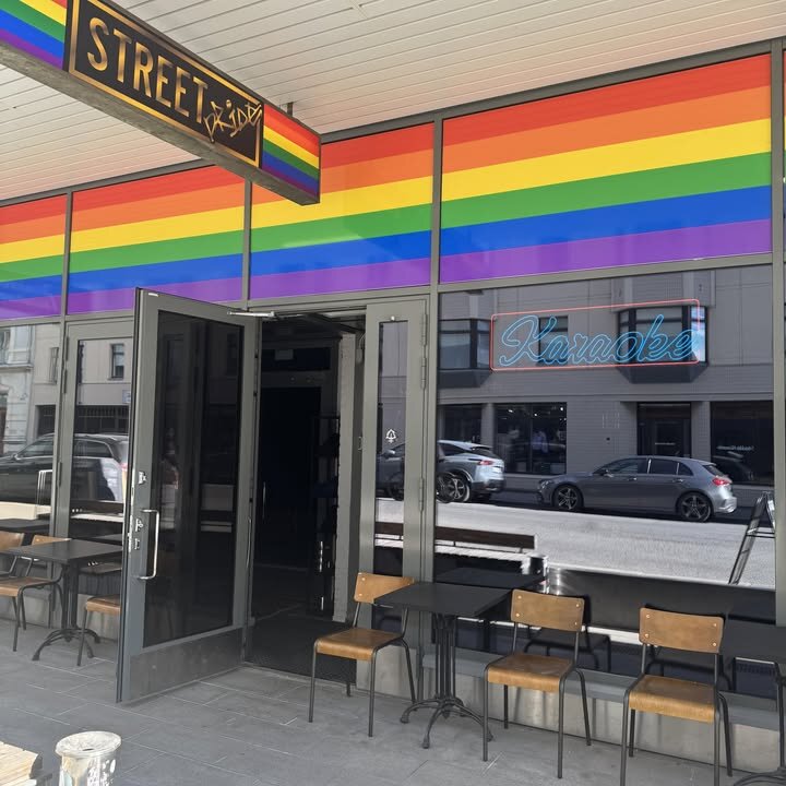Street Pride Bar